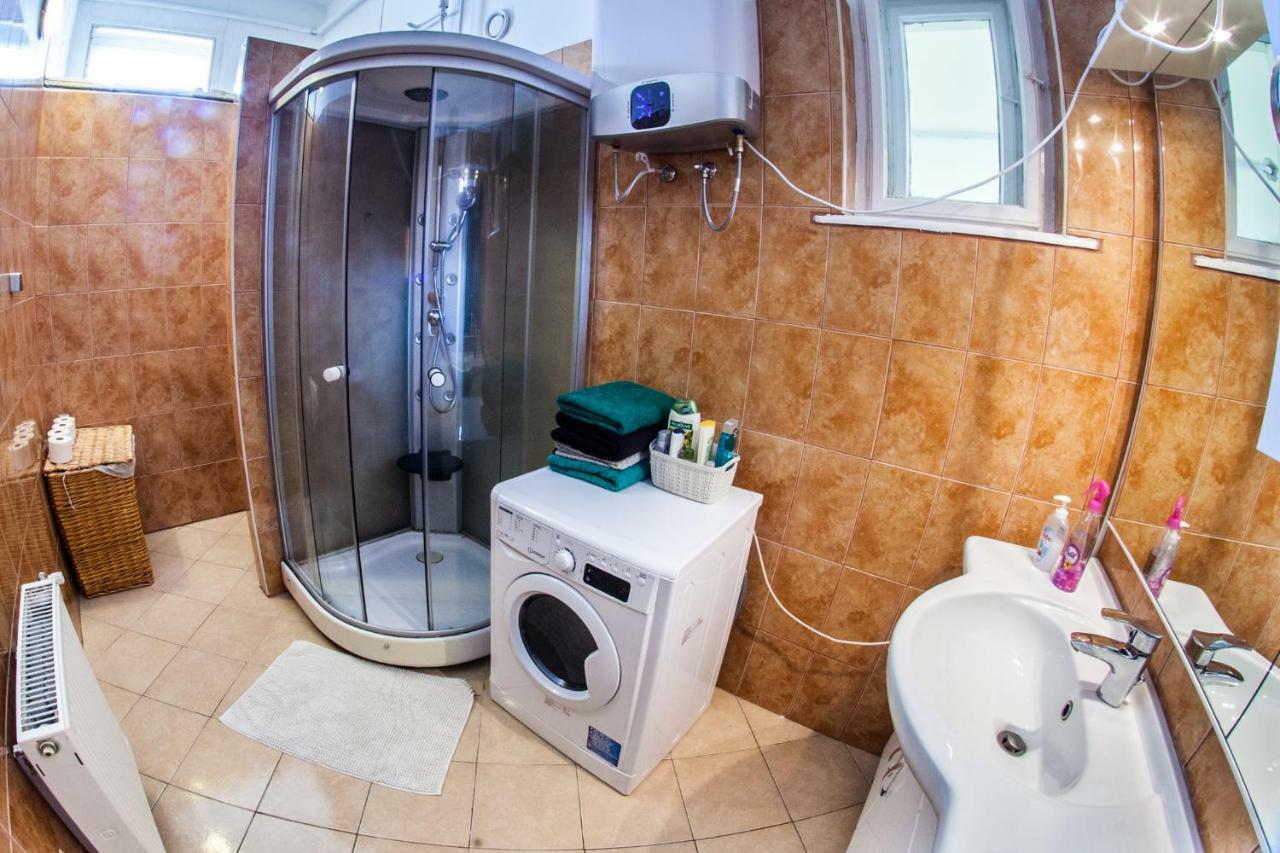Inner City Apartment 데브레첸 외부 사진